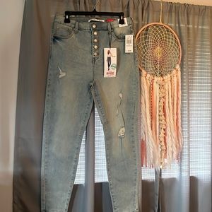 Celebrity Pink Hi-Rise Jeans Sz 13/31